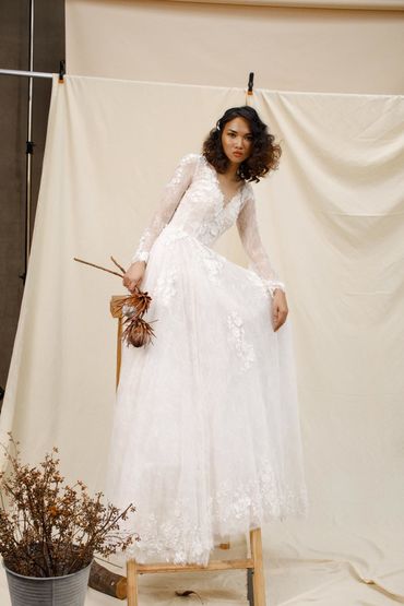 IRIDESCENT DREAMS Collection - Olivia Ng Bridal - Hình 49