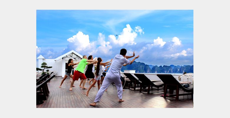 Halong bay tours - Hình 1