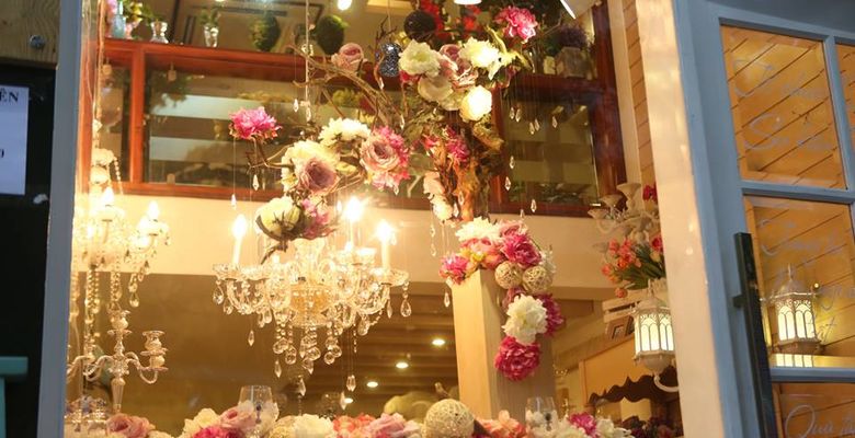 Colors Decoration &amp; White House Wedding - Hình 5